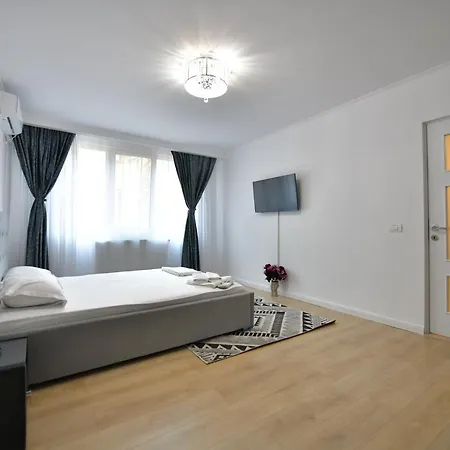 Luxury Studio / M Romancierilor Bucarest Esterno foto